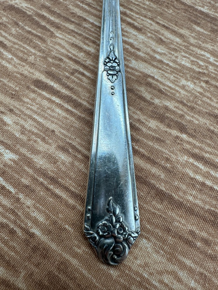 Oneida Community SWEET BRIAR 1 Serving Fork 8 1/2" Silverplate 1948