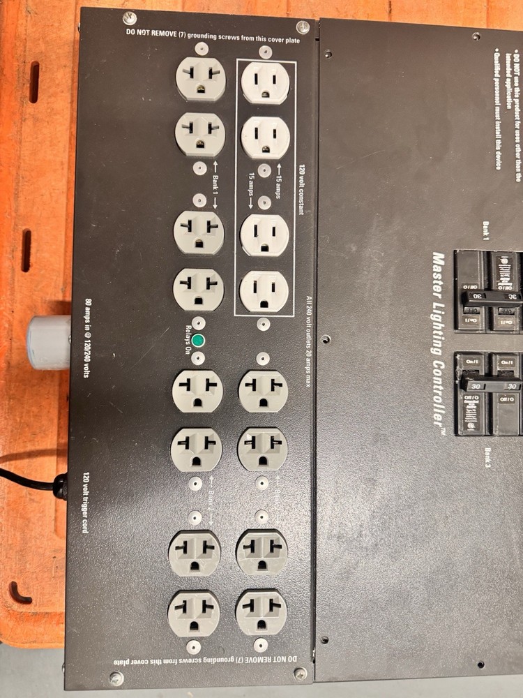 CAP MLC-12Xp4 lighting controller