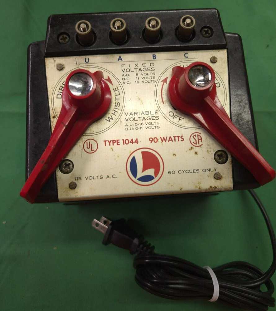 Lionel Trainmaster Transformer Model 1044  90 watt Refurbished