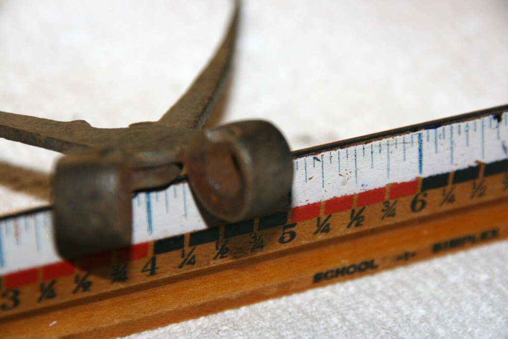 LOT (A) ANTIQUE BULLET MOLD