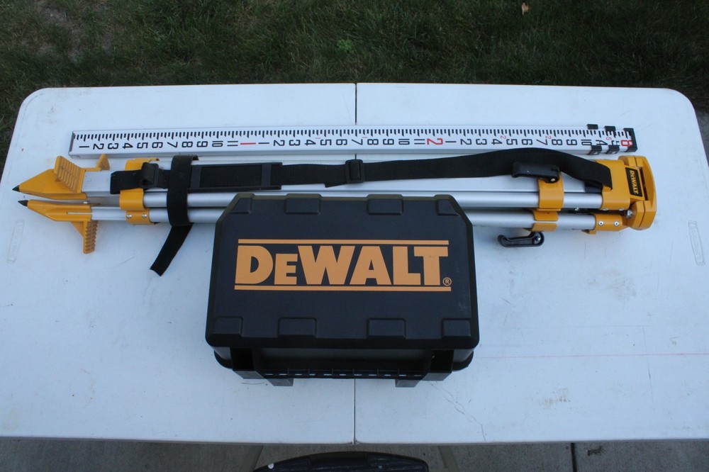 Transit level wit Tripod, Rod, Carrying Case