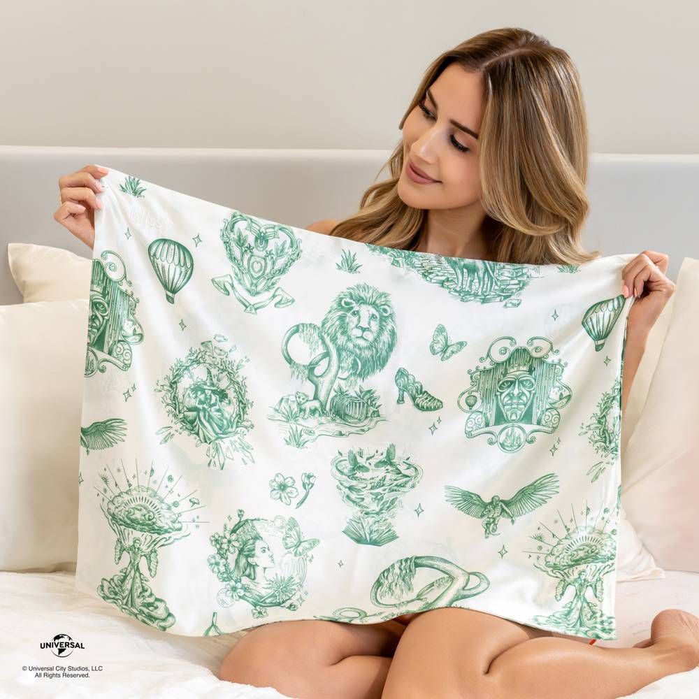 Wicked: For Good x Katie Kime Blissy Standard 600 Thread Count Amazafying