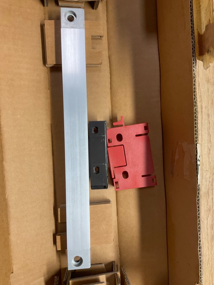HEIDENHAIN AE LS 486 220mm 310727 Sealed Linear Encoder 329990-10