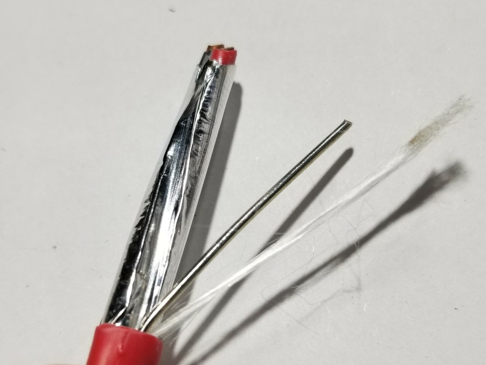 Southwire Genesis 4610 12/2C Solid Shielded Plenum Fire Alarm Cable Red /50ft