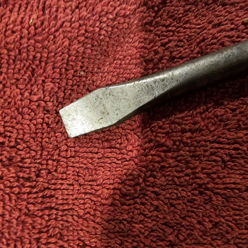 Vintage 10-7/8" Irwin Perfect Handle Screwdriver.
