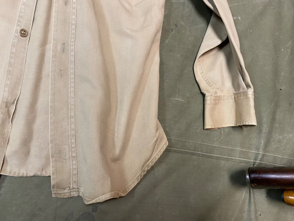 ORIGINAL WWII US ARMY OFFICER "KHAKI" CLASS A FIELD SHIRT- SMALL 38R