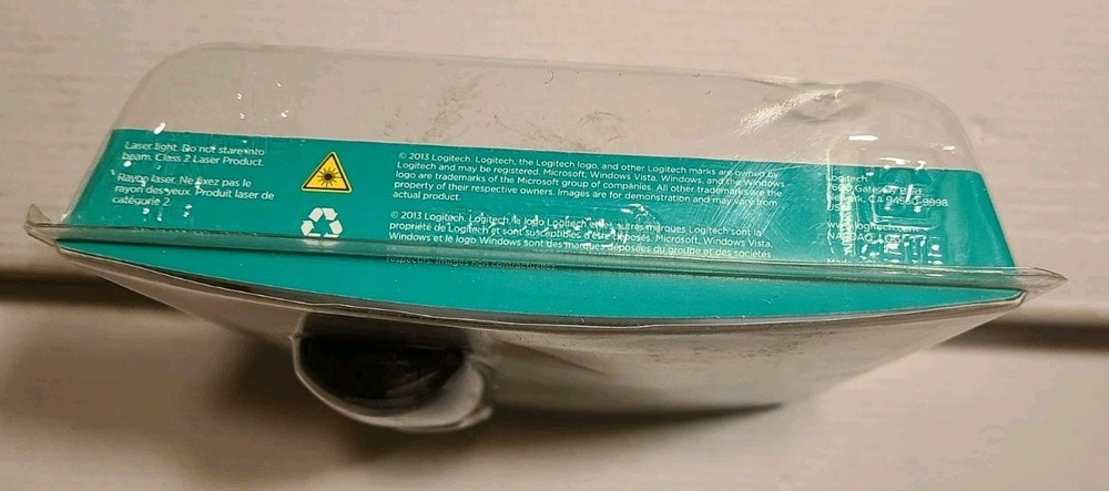 NEW Logitech R400 Wireless Presenter Laser Presentation Remote Pointer 50 Foot