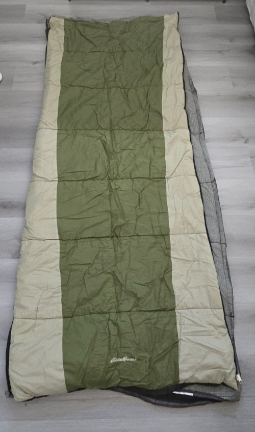 Eddie Bauer Rectangular Sleeping Bag 30°F w/ Removable Comfort Shell Camping