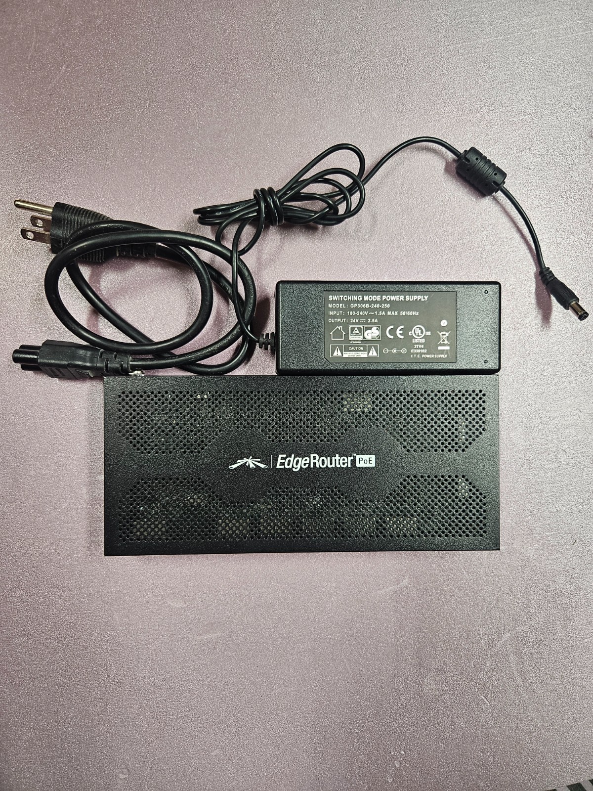 Ubiquiti Networks ERPoe-5 EdgeRouter PoE 5-Port Router