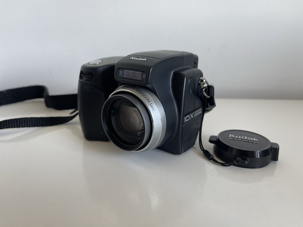 Kodak EasyShare DX6490 4MP Digital Camera