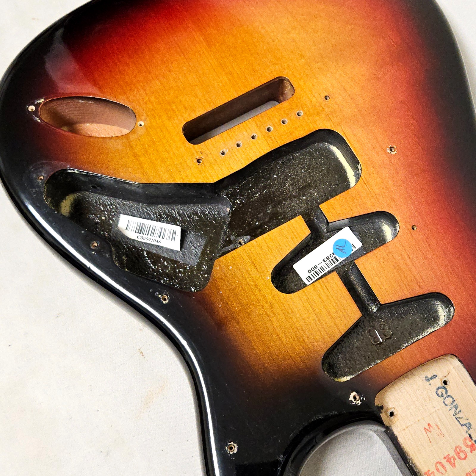 2009 Fender American Special Strat Body 3-Tone Sunburst USA Stratocaster Guitar