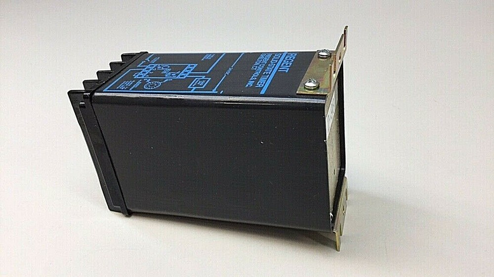 Regent Controls TM2222R1S-24 Solid State One Shot Adjustable Timer For VDC Loads