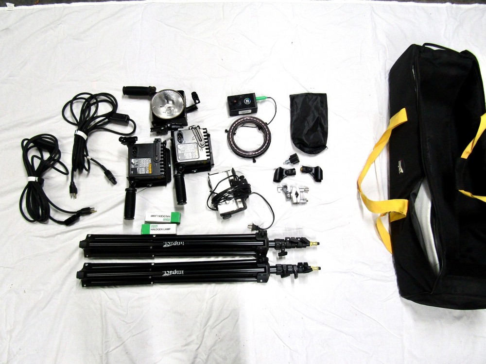 Lowel Omni Light, V-Light, Ring Light & Tripods Studio/Video Lighting Kit
