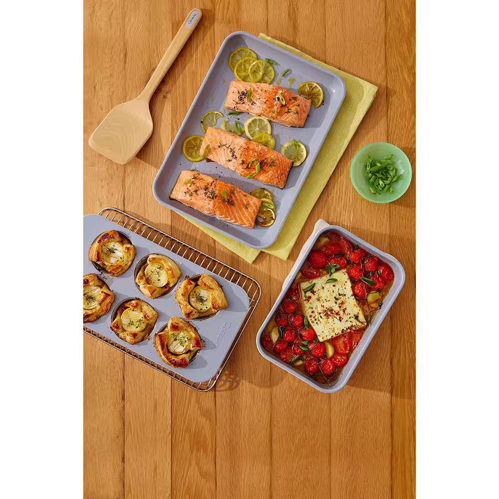 Mini 6 Piece Perracotta Bakeware Set with Storage