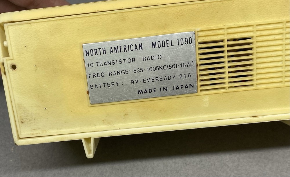 Vintage North American Transistor Solid State Radio