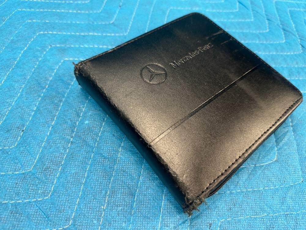 Mercedes G500 Comand Navigation CD Map 10pc Set w/ Case 2004 OEM