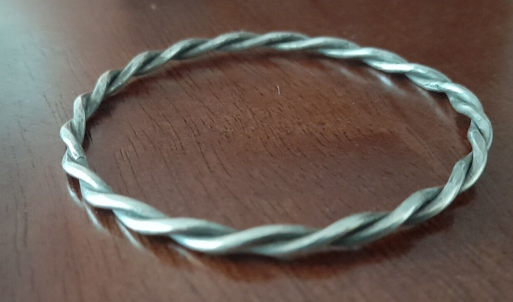 VINTAGE c1970's SOLID .925 STERLING SILVER BANGLE 14grm #A30
