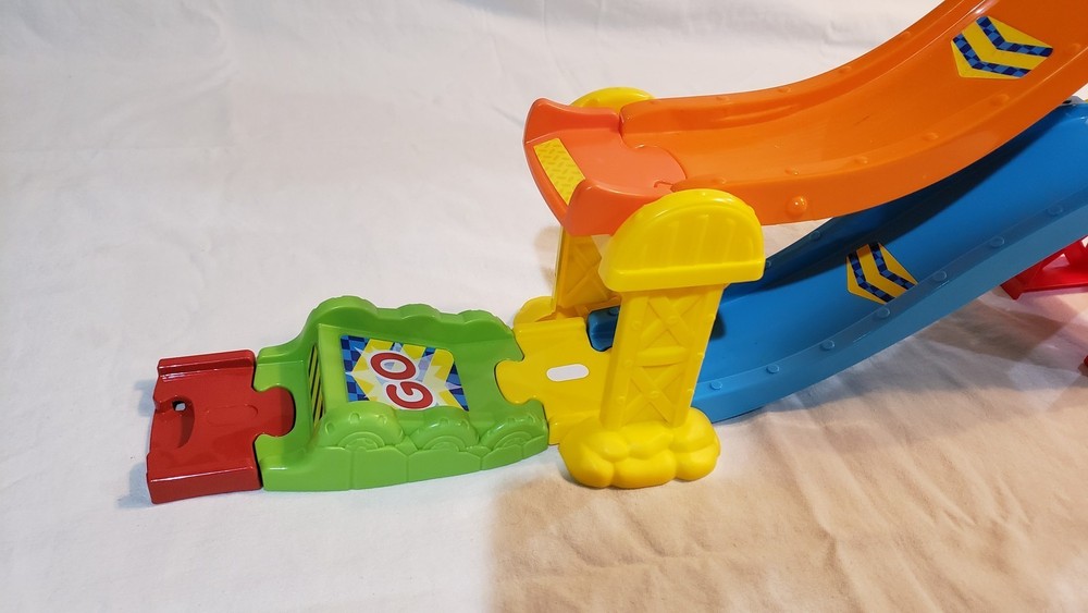VTech Go! Go! Smart Wheels 3-in-1 Launch & Go Raceway, EUC, Complete