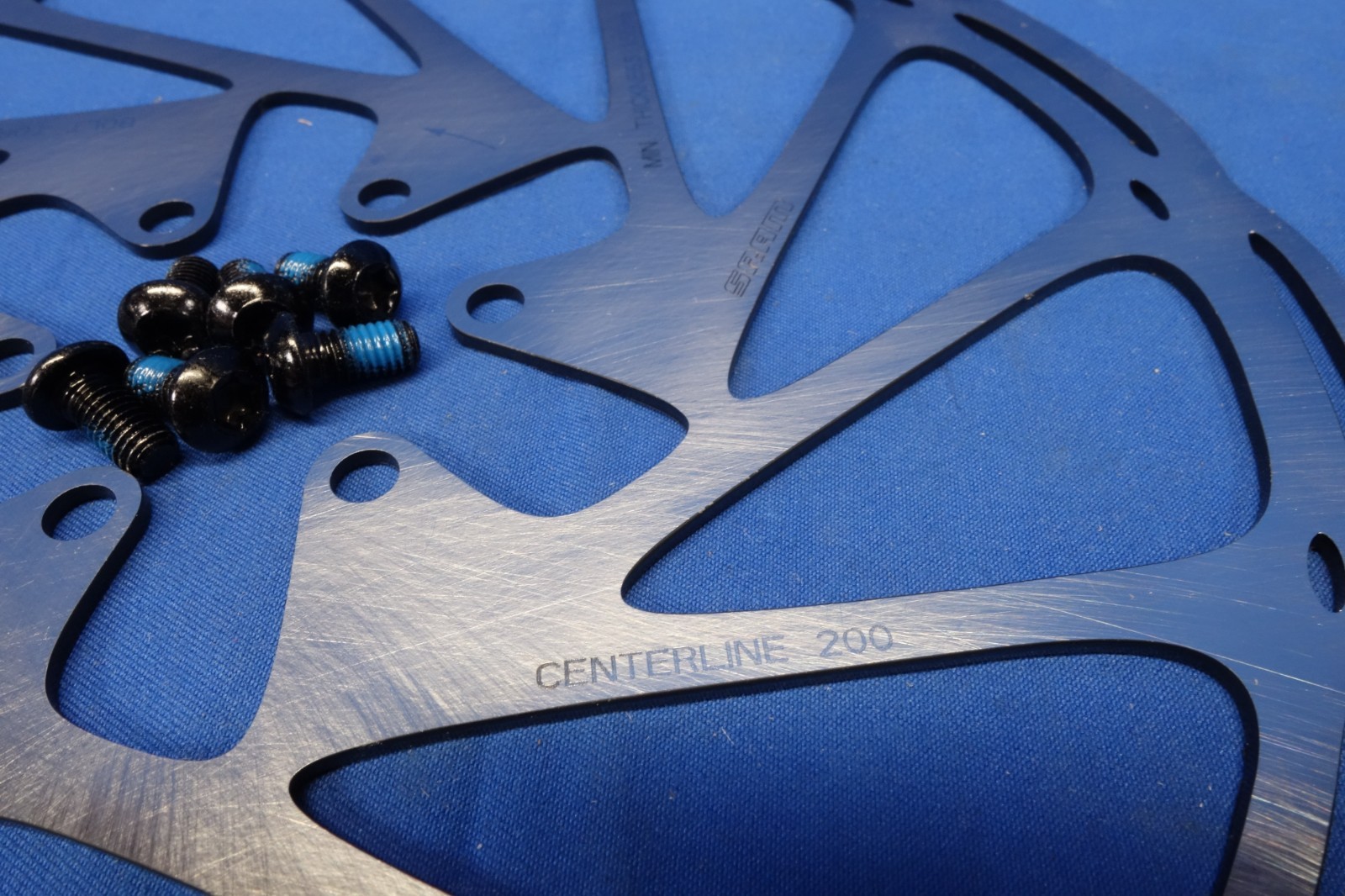 New Sram Centerline Rounded Disc Brake Rotor - 200mm - 6-Bolt (Bolts Included)