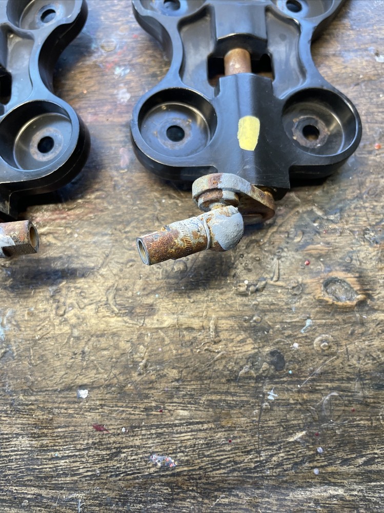Chrysler Crossfire Convertible Upper Latch Pair Used Front.