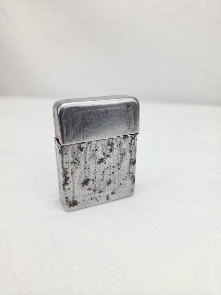 RARE VINTAGE WWII LIGHTER - CONTROLA LIGHTER Made In Chicago USA 4 Barrel