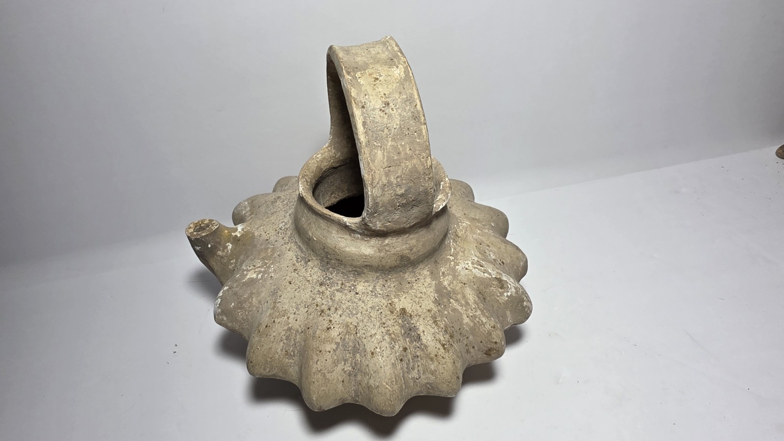 Precolumbian Terracota Vessel 1200BC 400AD