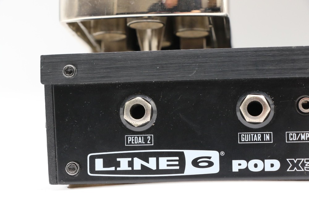 Line 6 POD X3 LIVE Multi-Effects Pedal