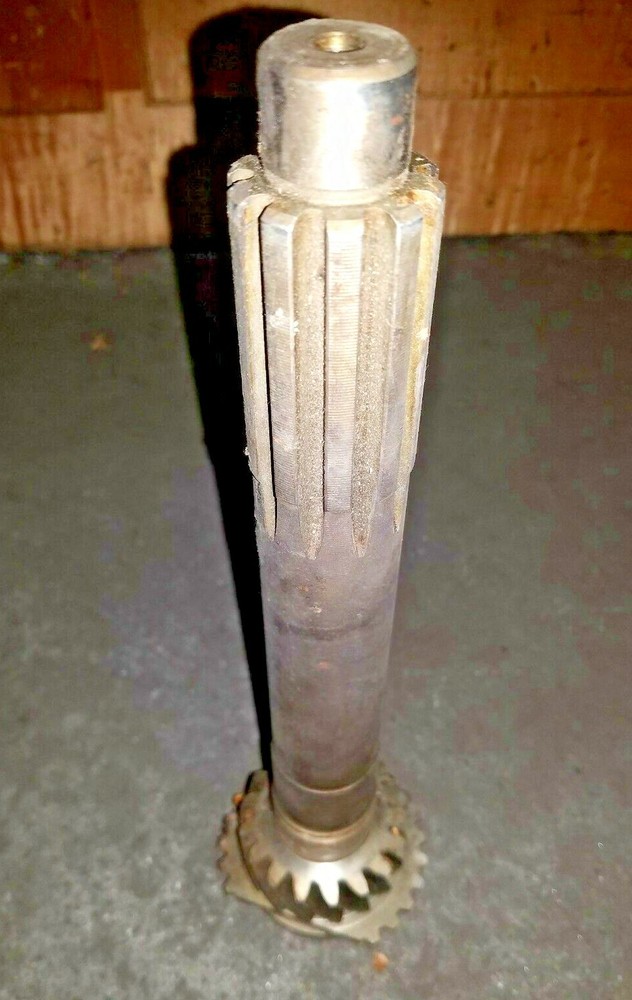 MAIN DRIVE GEAR SHAFT