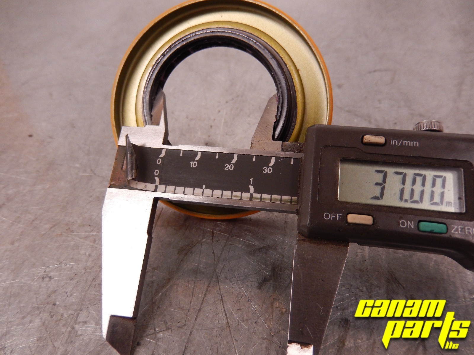 Can Am Outlander Renegade Commander Maverick Differential OEM Pinion Seal 1481