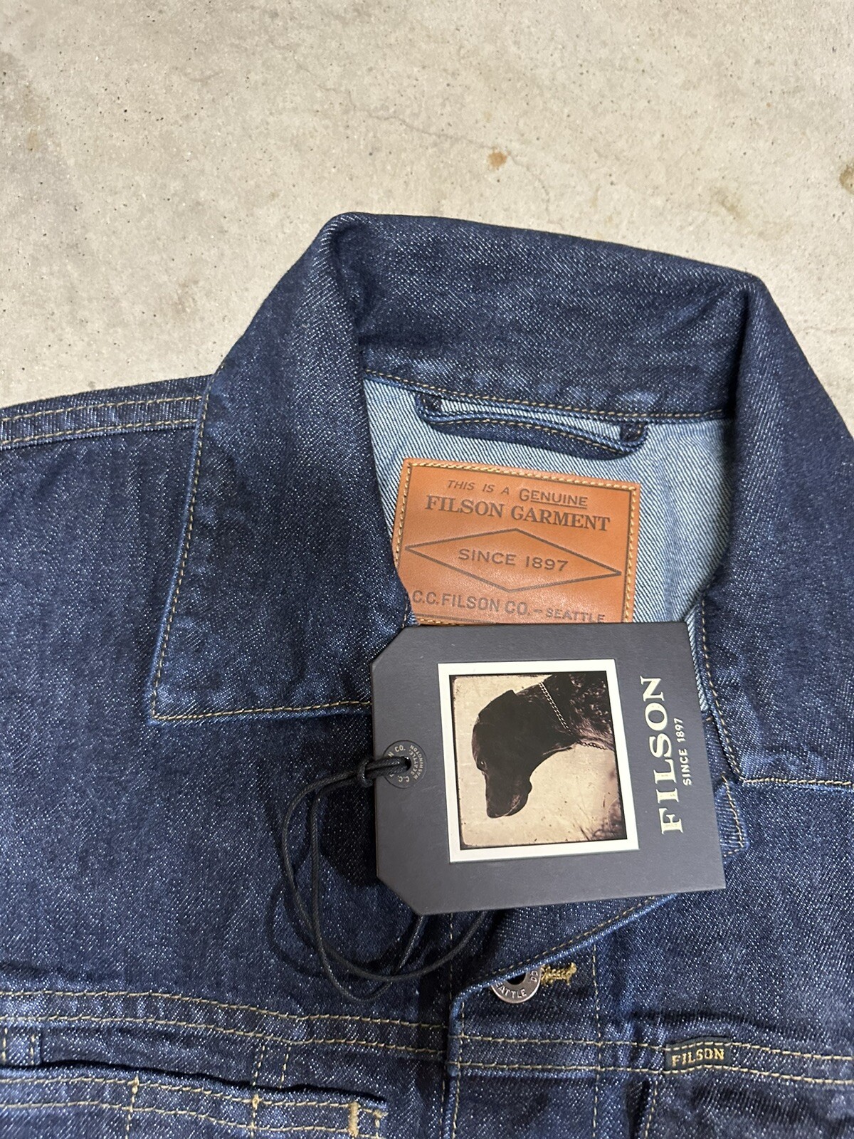 NWT Filson Unlined Denim Short Cruiser Rinsed Indigo Blue Mens Button USA XS