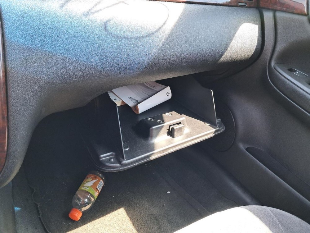 IMPALA 2011 Glove Box 4774370