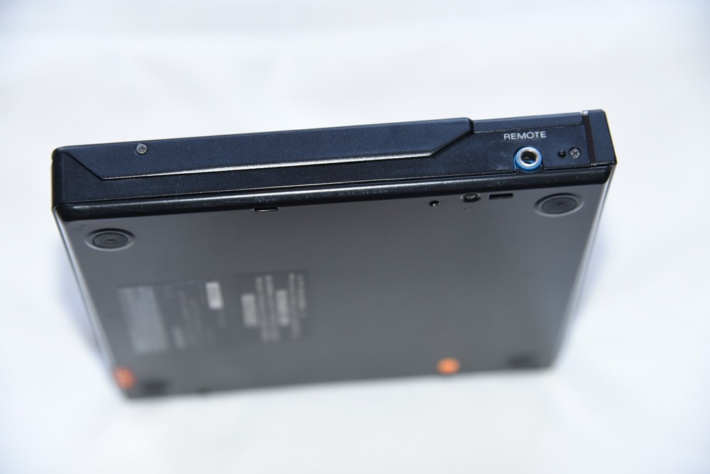 Sony D-10 Discman Personal CD Player Working