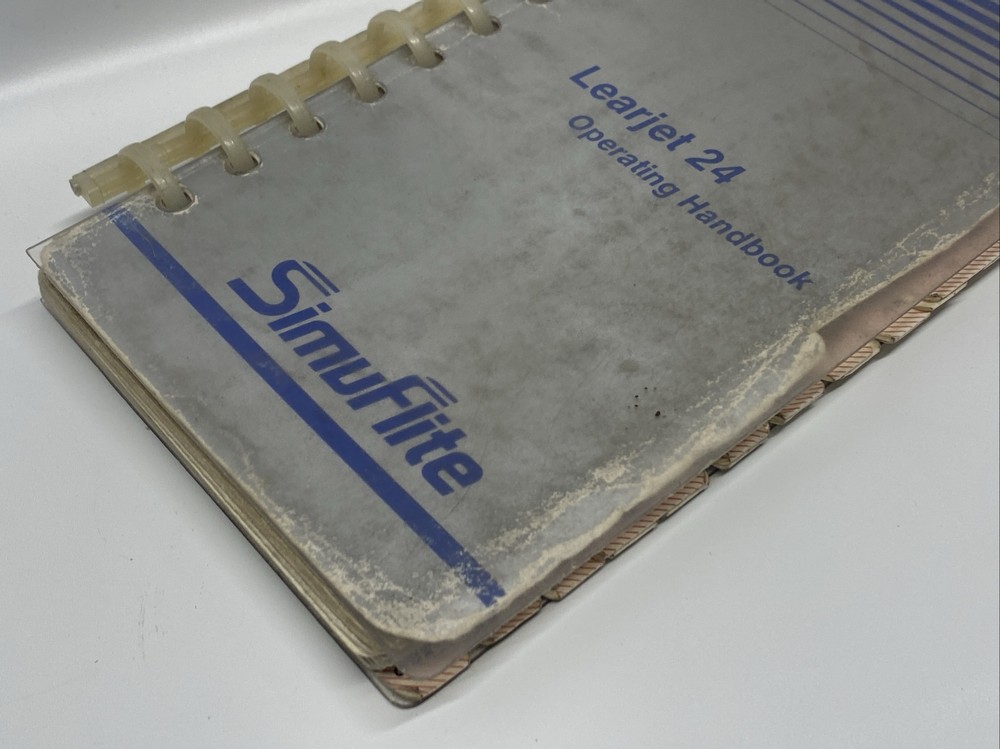 LearJet 24 Operating Handbook SimuFlite
