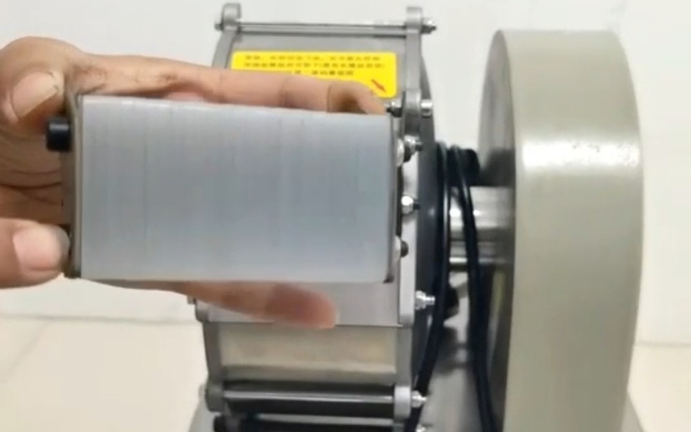 Machine cutting knife