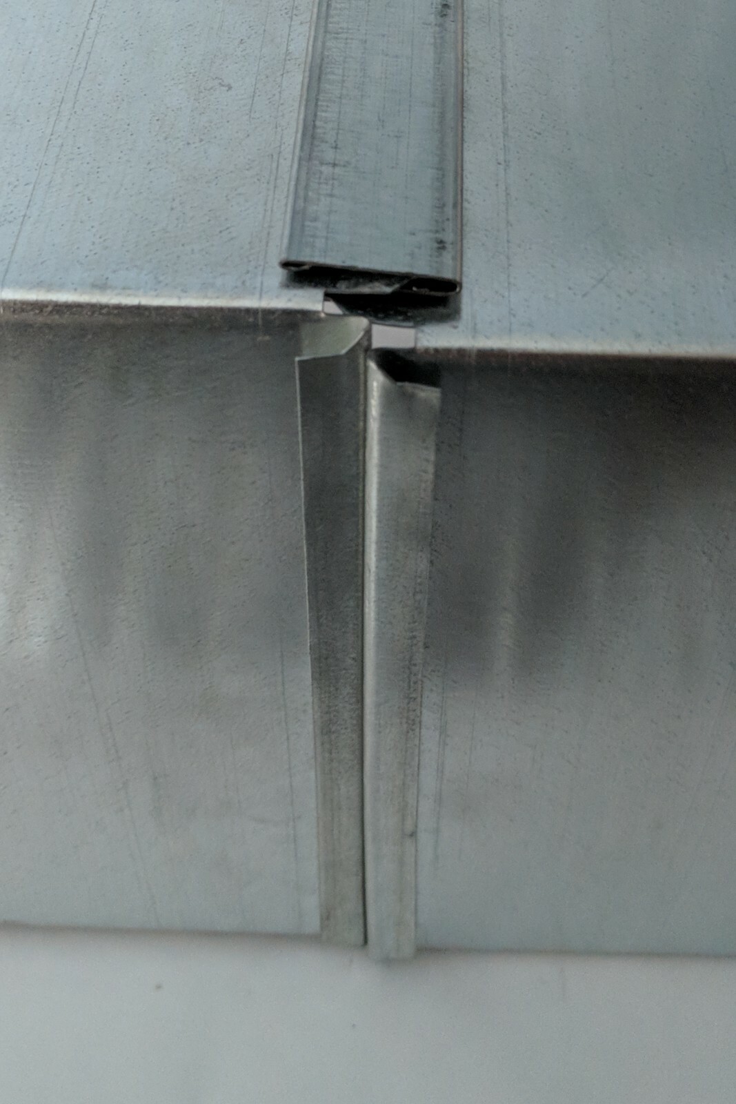 Drive cleat tool in Blue, Red, Gray, Green and Whit.