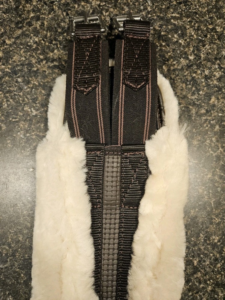 Shires 40" Performance Supafleece Contoured Girth-BNWT