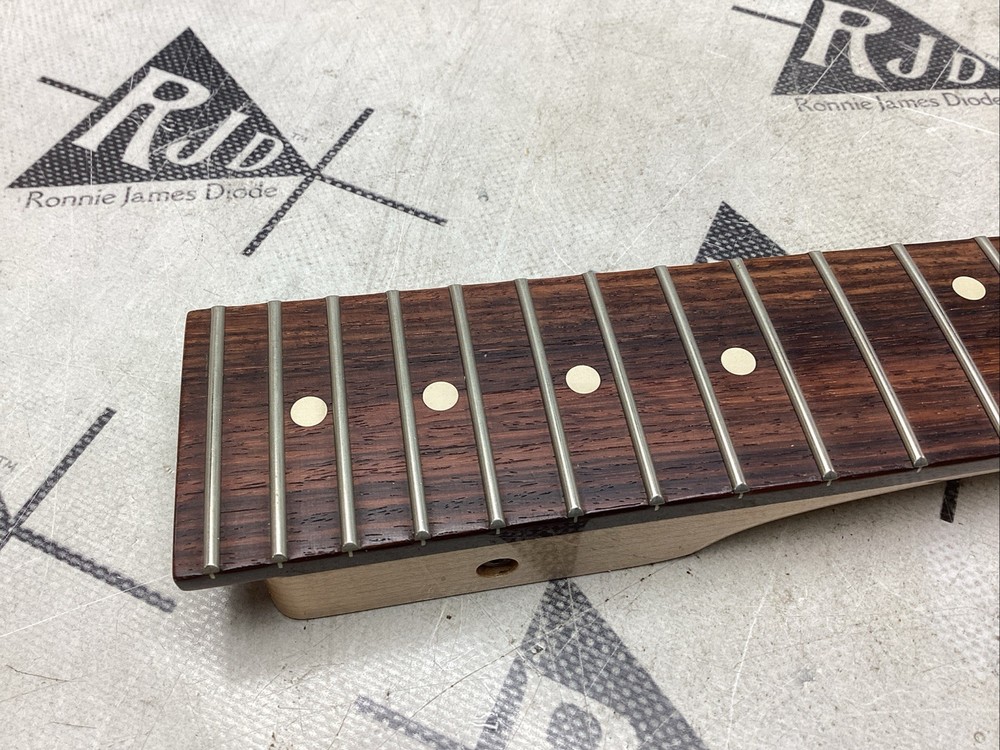 Warmoth Strat Modern Electric Guitar Neck Gibson Conversion Gloss