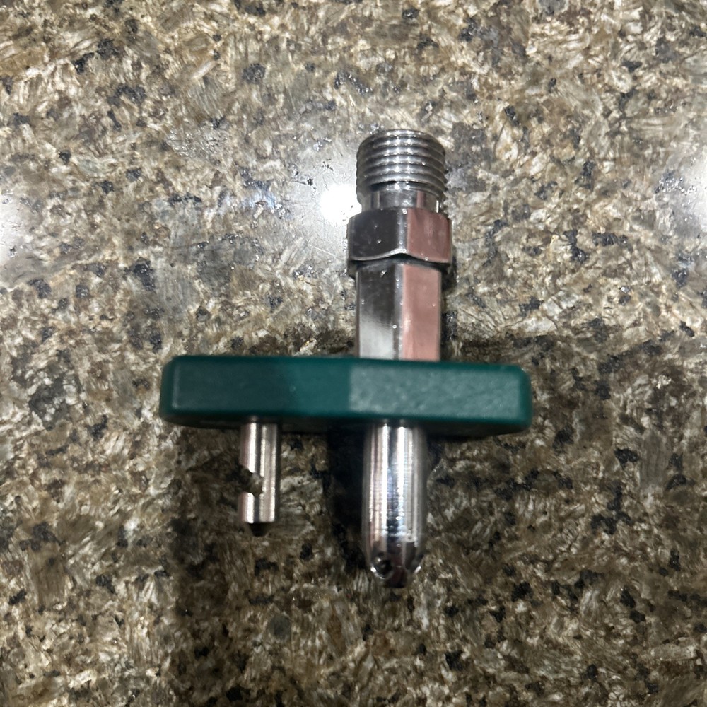 Chemetron Oxygen Adapter Piece.