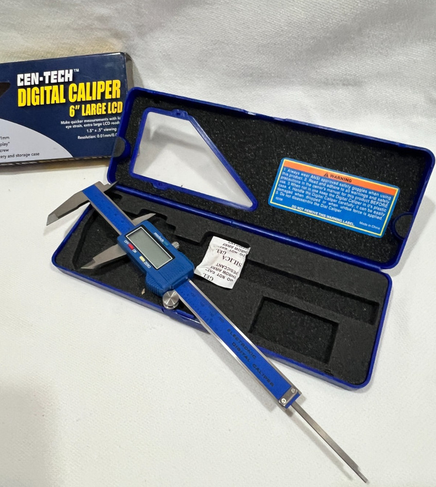 Cen-Tech 6" Digital Caliper LCD Display Model #93940 on/off switch Hard case