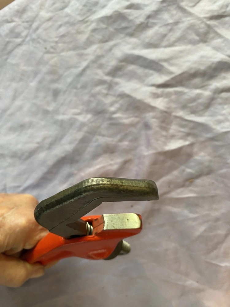 RIDGID 110 OFFSET HEX PIPE SMOOTH WRENCH - EXCELLENT CON