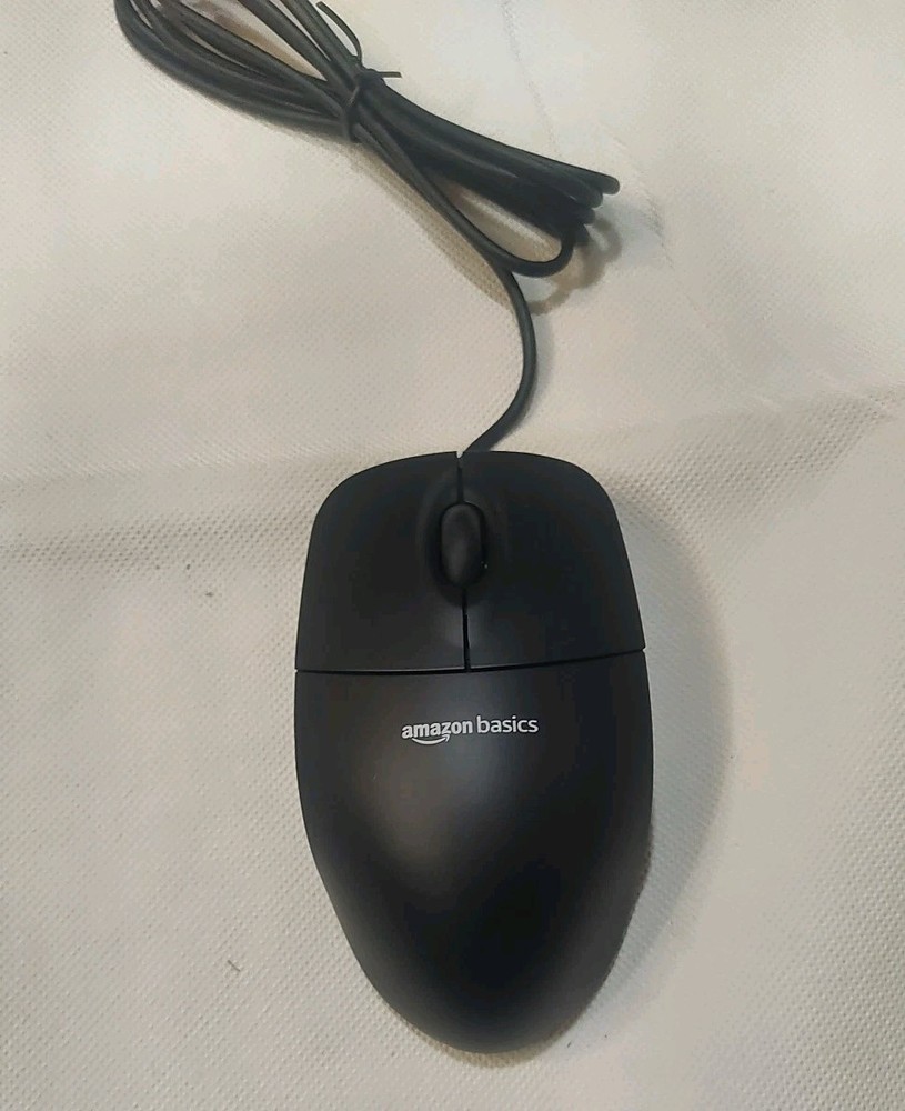 Lot Of 30 Amazon Basics 3-Button USB Wired Mouse