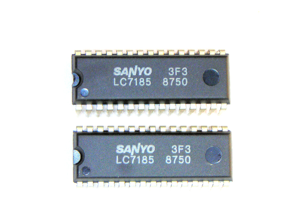 LC7185  "Original" Sanyo   30P DIP IC  1 pc