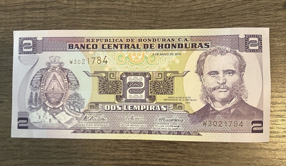 Honduras Dos Lempiras Banknote 2010 Crisp Uncirculated