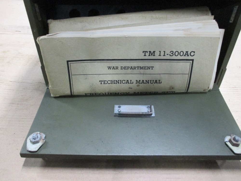 FREQUENCY METER BC - 221 - AC, MILITARY SURPLUS
