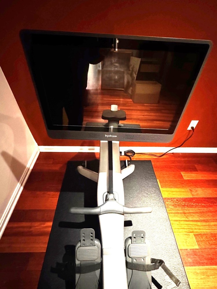 Hydrow Rower High-Quality Professional Rowing Machine with Original Mat