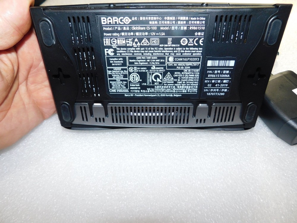 BARCO CS-100 CLICKSHARE PRESENTATION SYSTEM MAIN UNIT & POWER SUPPLY ONLY