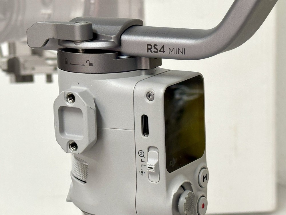 DJI RS 4 Mini Handheld 3-Axis Gimbal Stabilizer #3