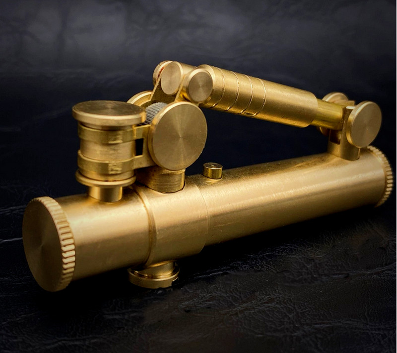 Pure Brass Cigarette Lighter nostalgic Retro Refillable Kerosene Lighter Gift