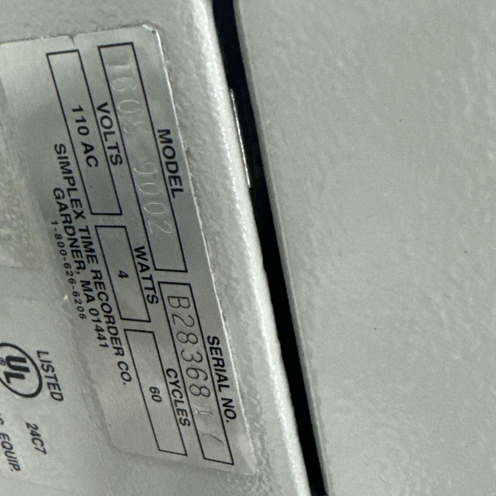 SIMPLEX MODEL 1605-9002 - Consecutive PAYROLL TIME & DATE RECORDER LED W/ Key!