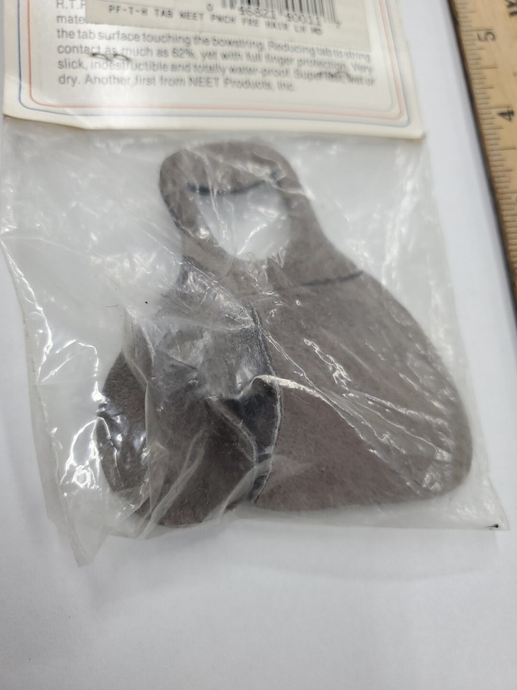 Neet Pinch Free Tab Bowstring Release - Calf Brown Size Medium Left Hand